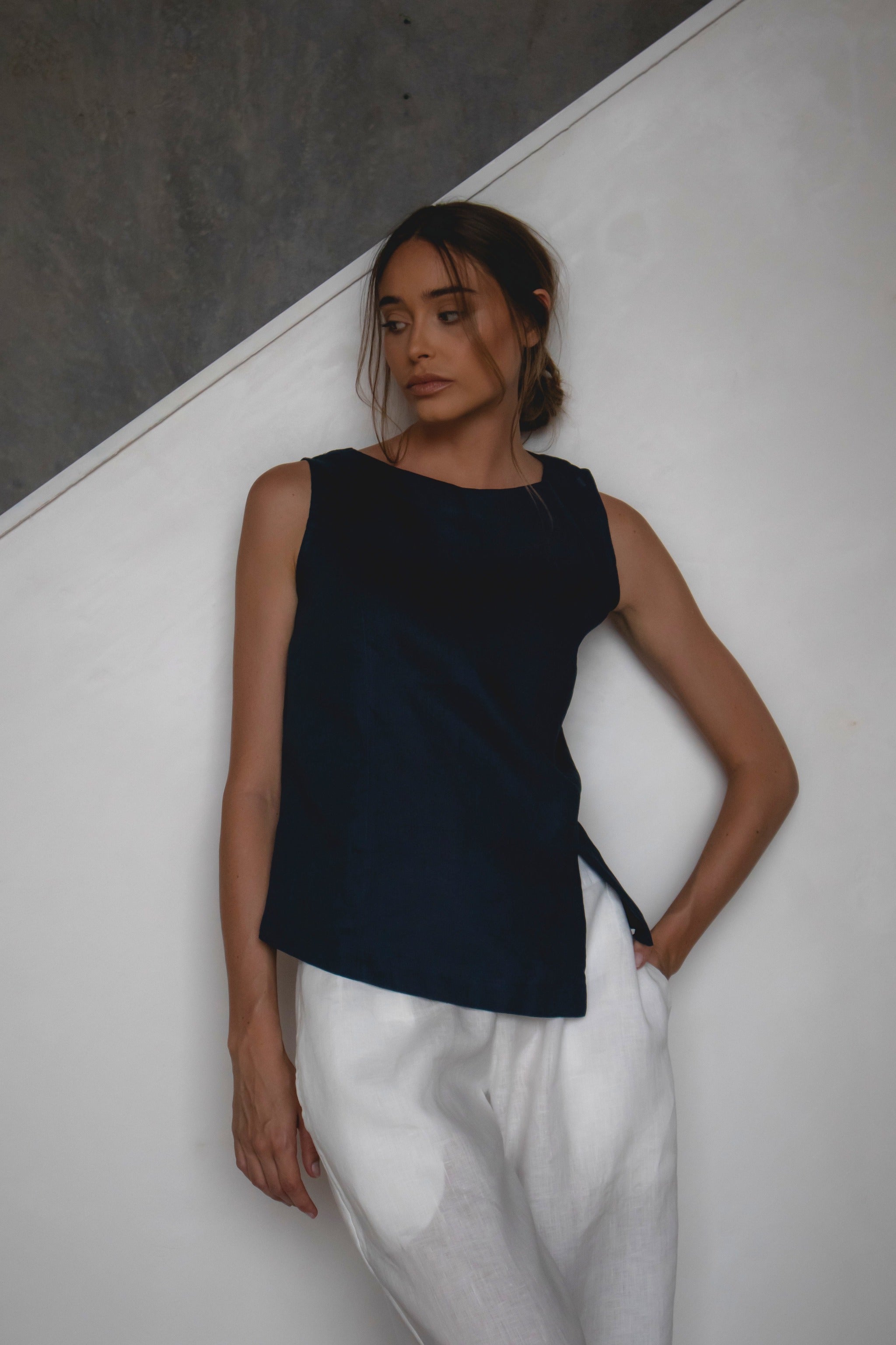 Shell Linen Top Navy